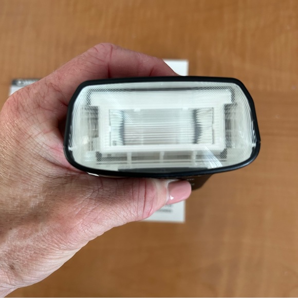 Canon Speedlite 320EX - Picture 5 of 7